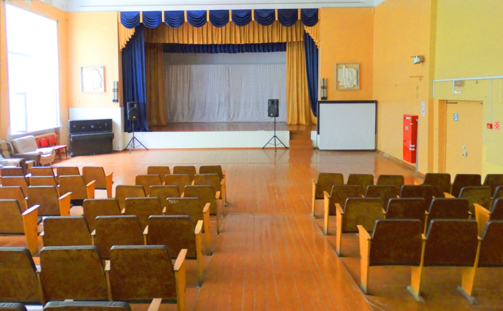 актовый зал.JPG